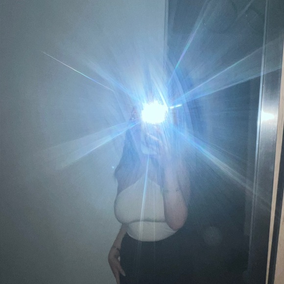 Meet your Posher, Jolie - Picture 1 of 1